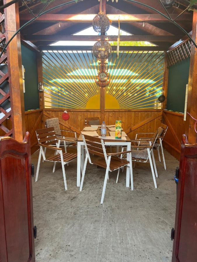 ホテル Casa Daniela コスティネシュティ エクステリア 写真